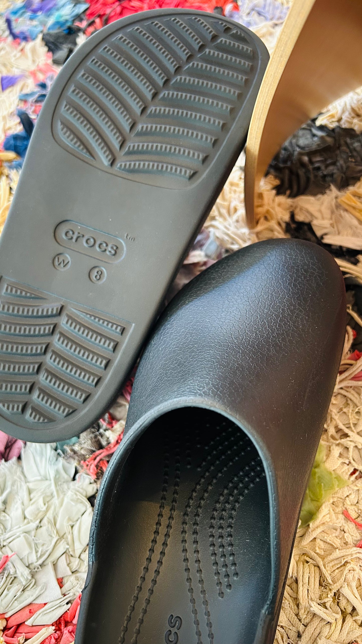 CROCS Plateau Clogs schwarz