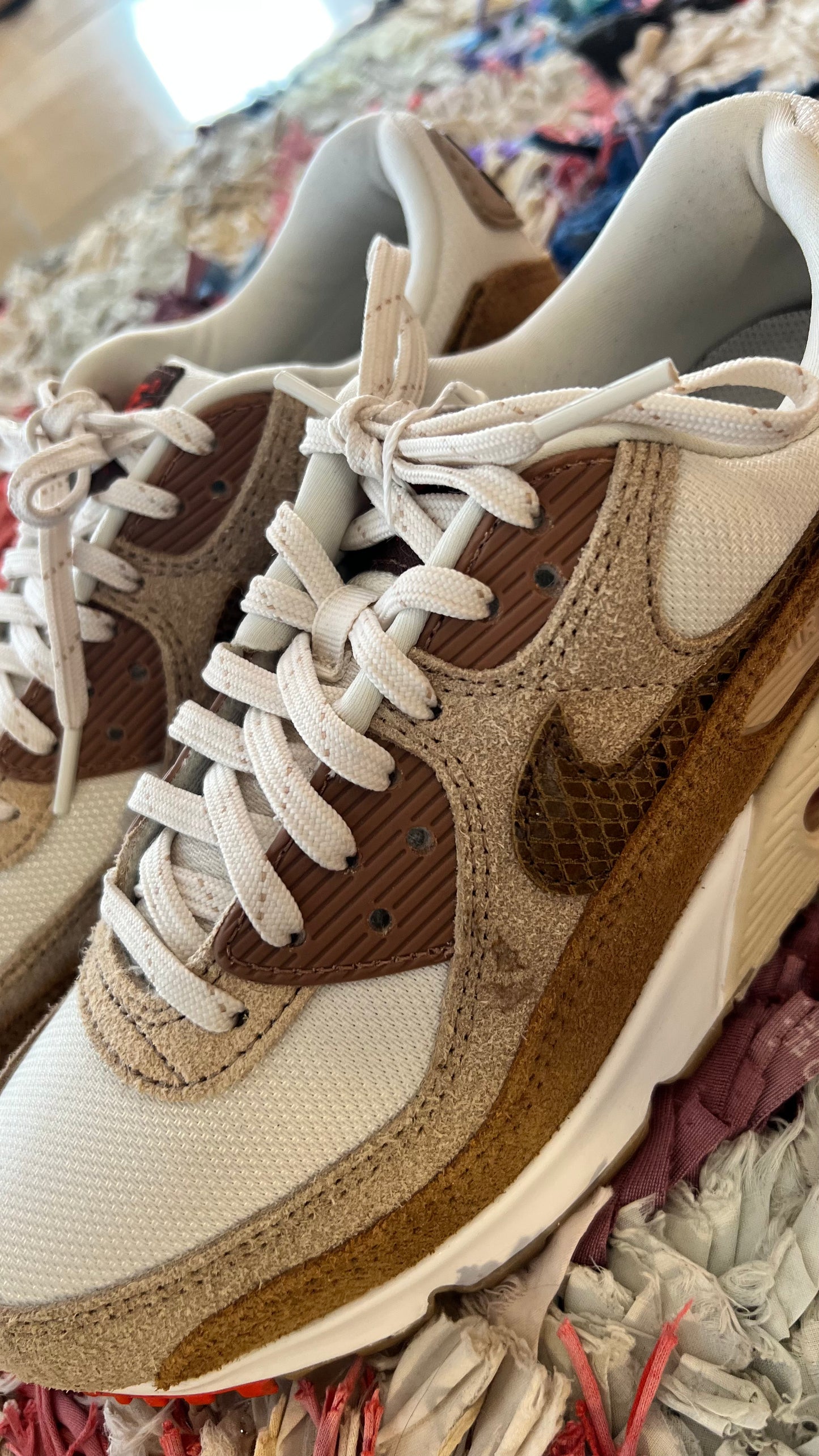 NIKE Sneaker braun/weiß Air Max