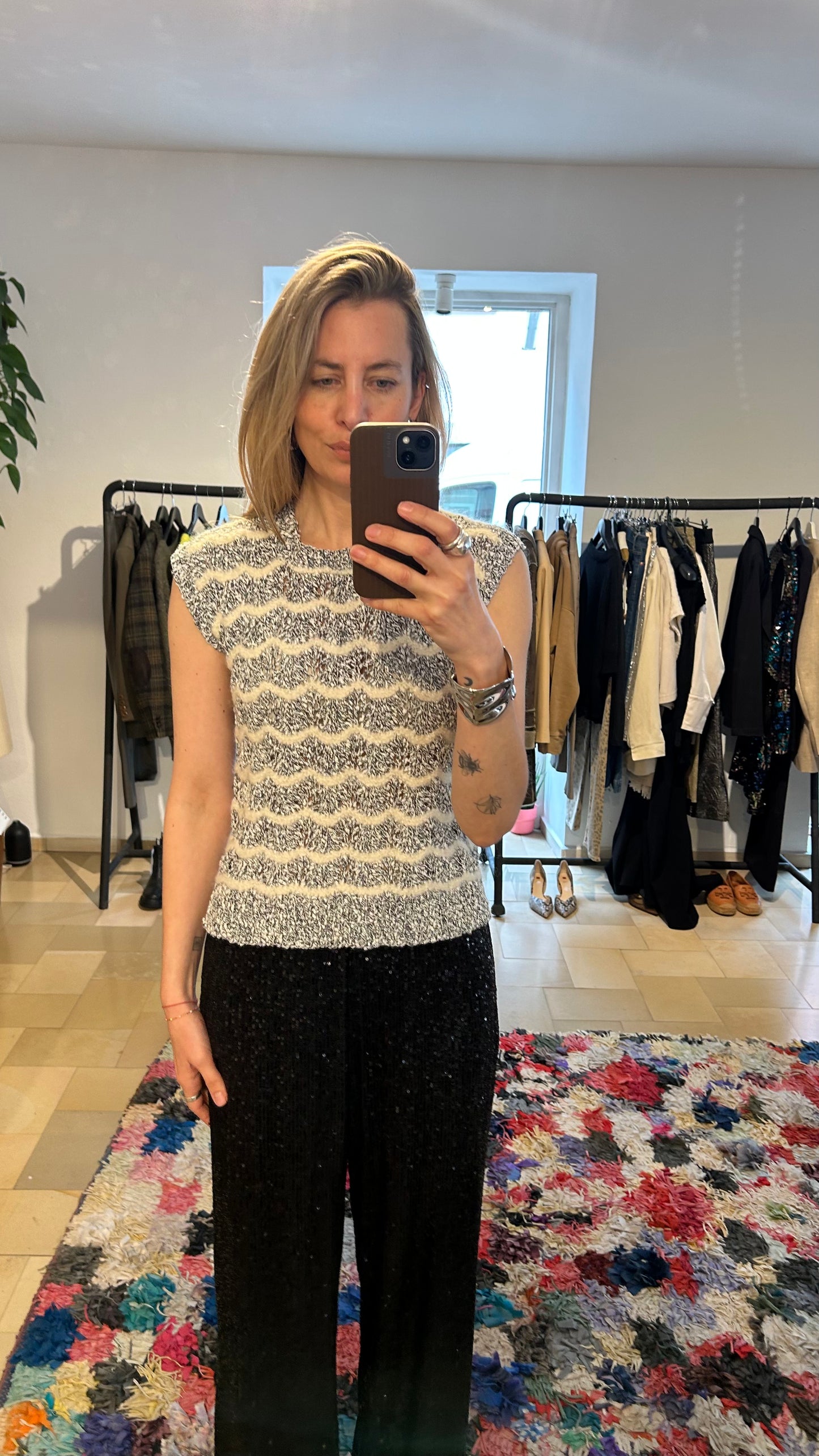 VINTAGE Pullunder handmade bw Glam / S