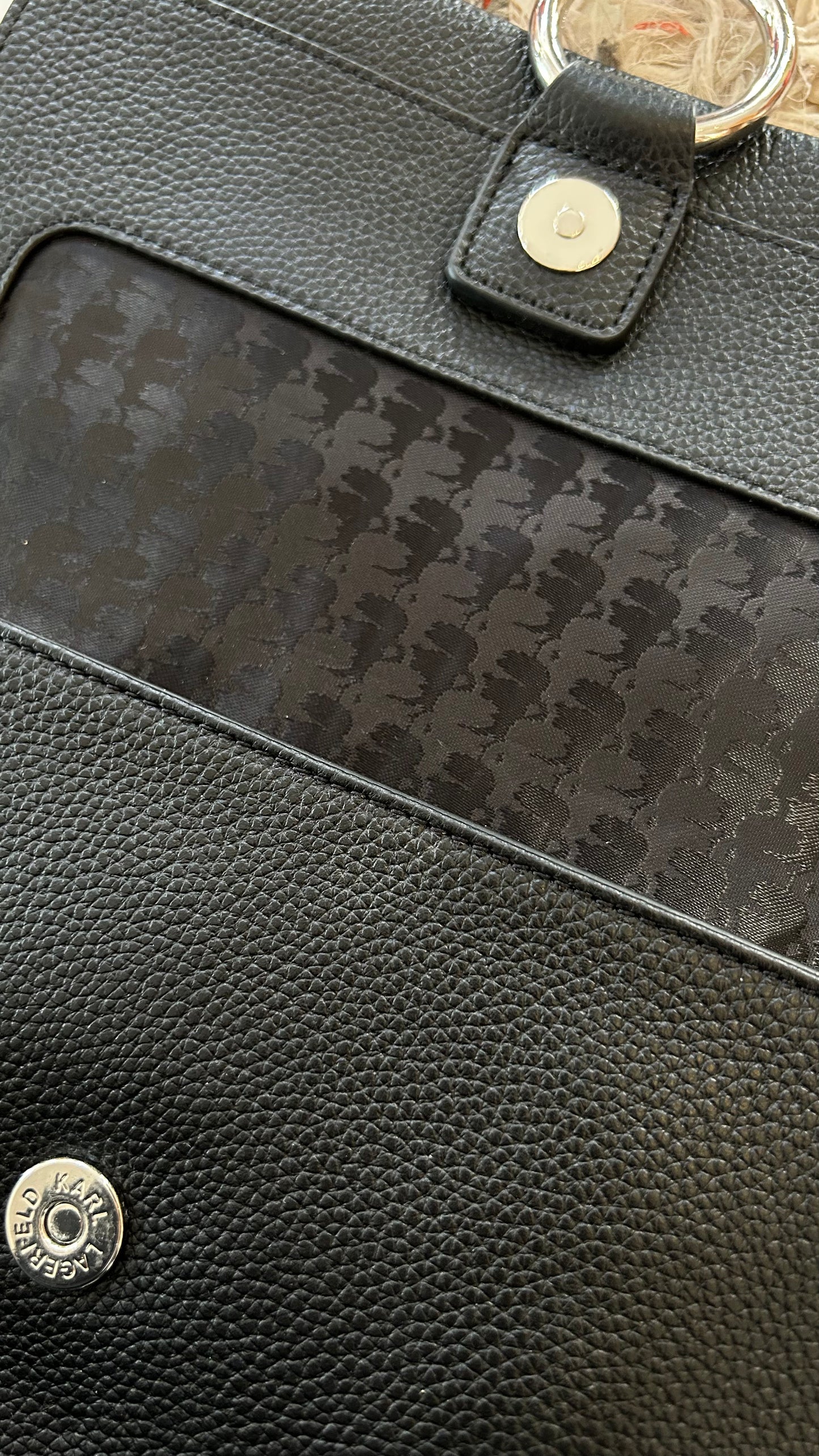 KARL LAGERFELD Schultertasche schwarz
