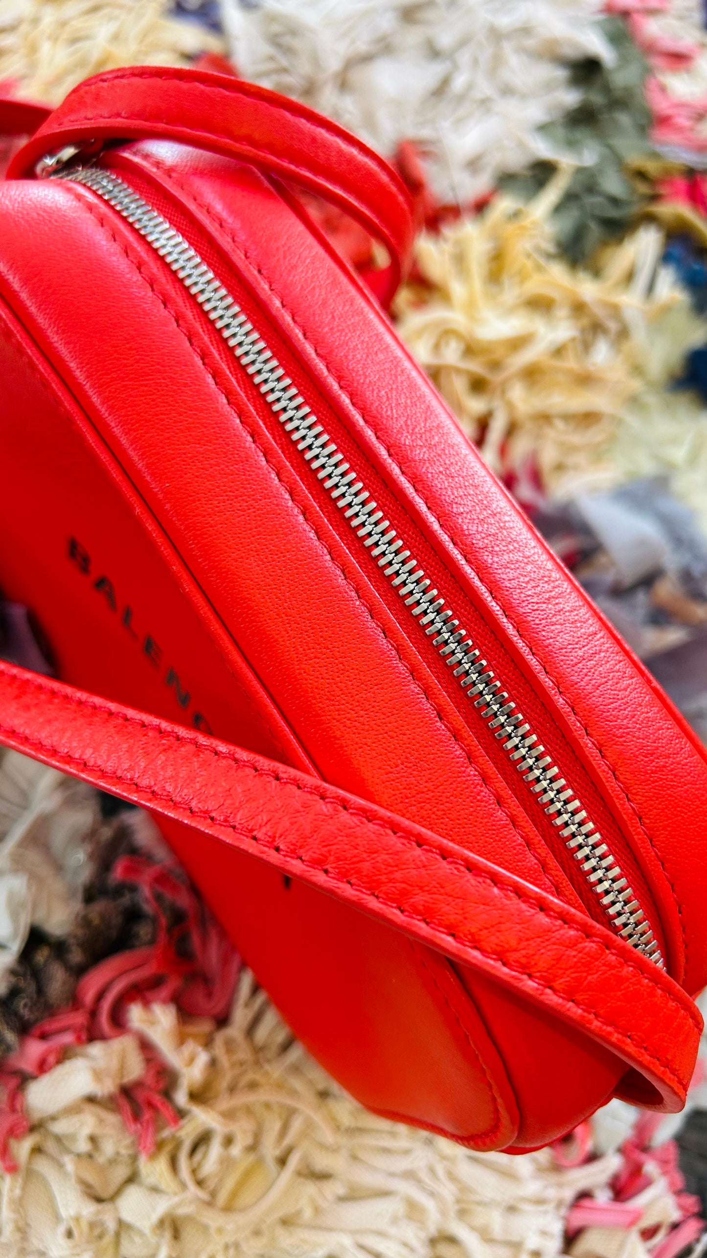 BALENCIAGA Tasche rot Mini
