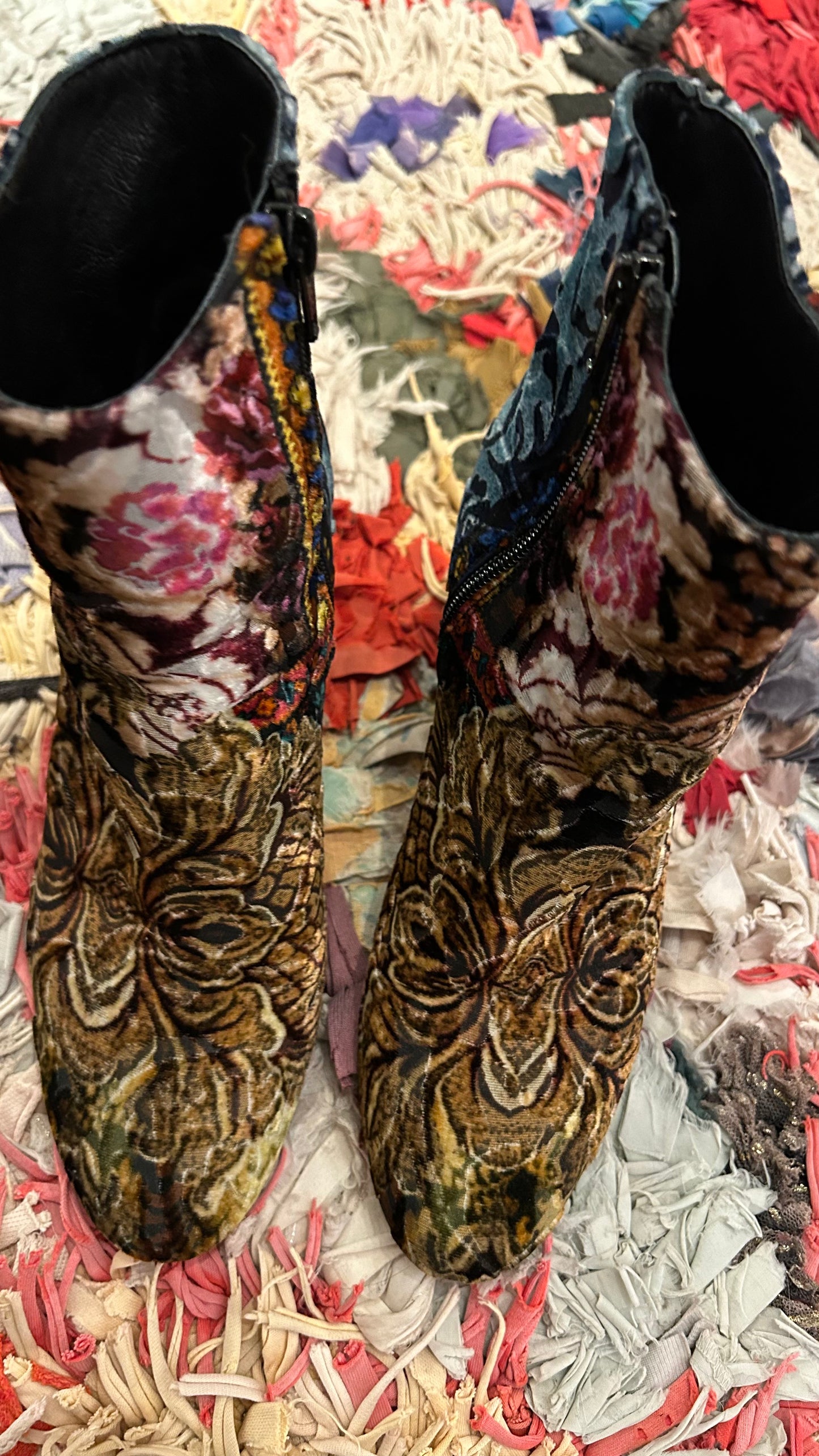 ELENA IACHI Ankle Boots Samt / 36