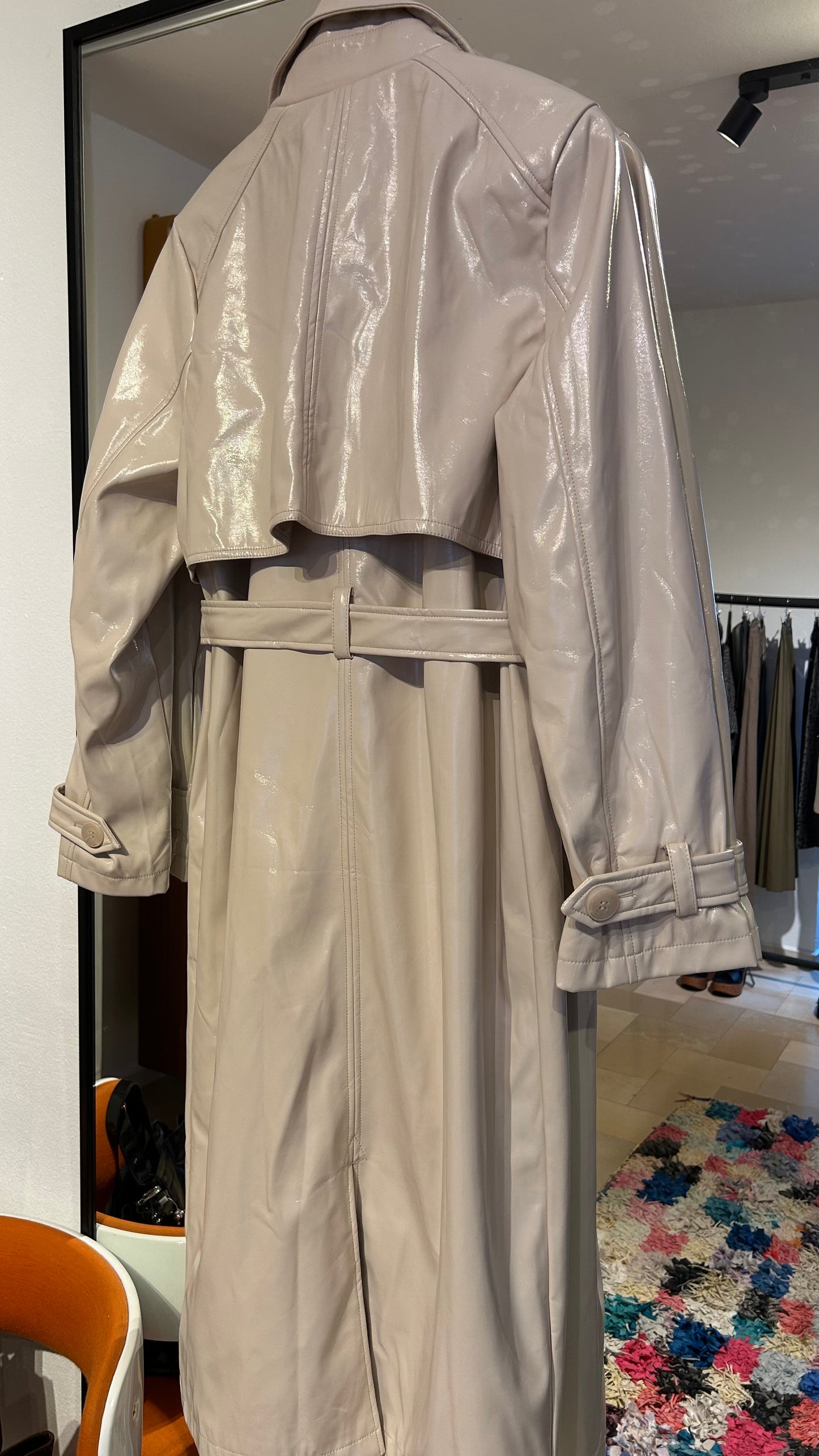 MOVES Regenmantel / Trenchcoat