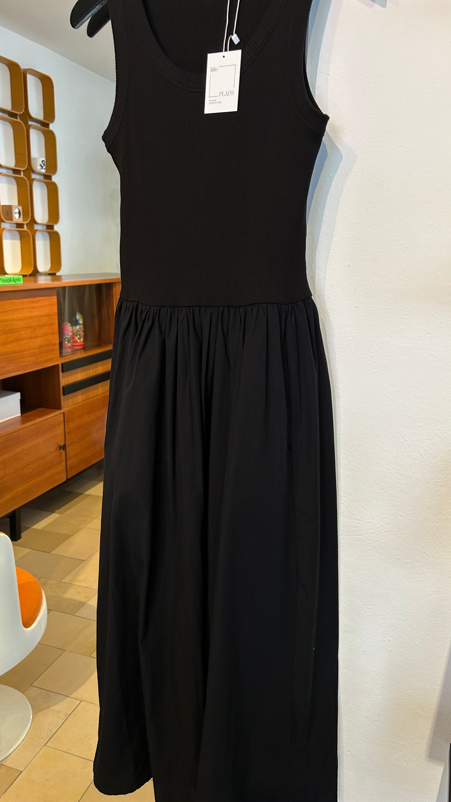 IN WEAR Maxikleid schwarz / M