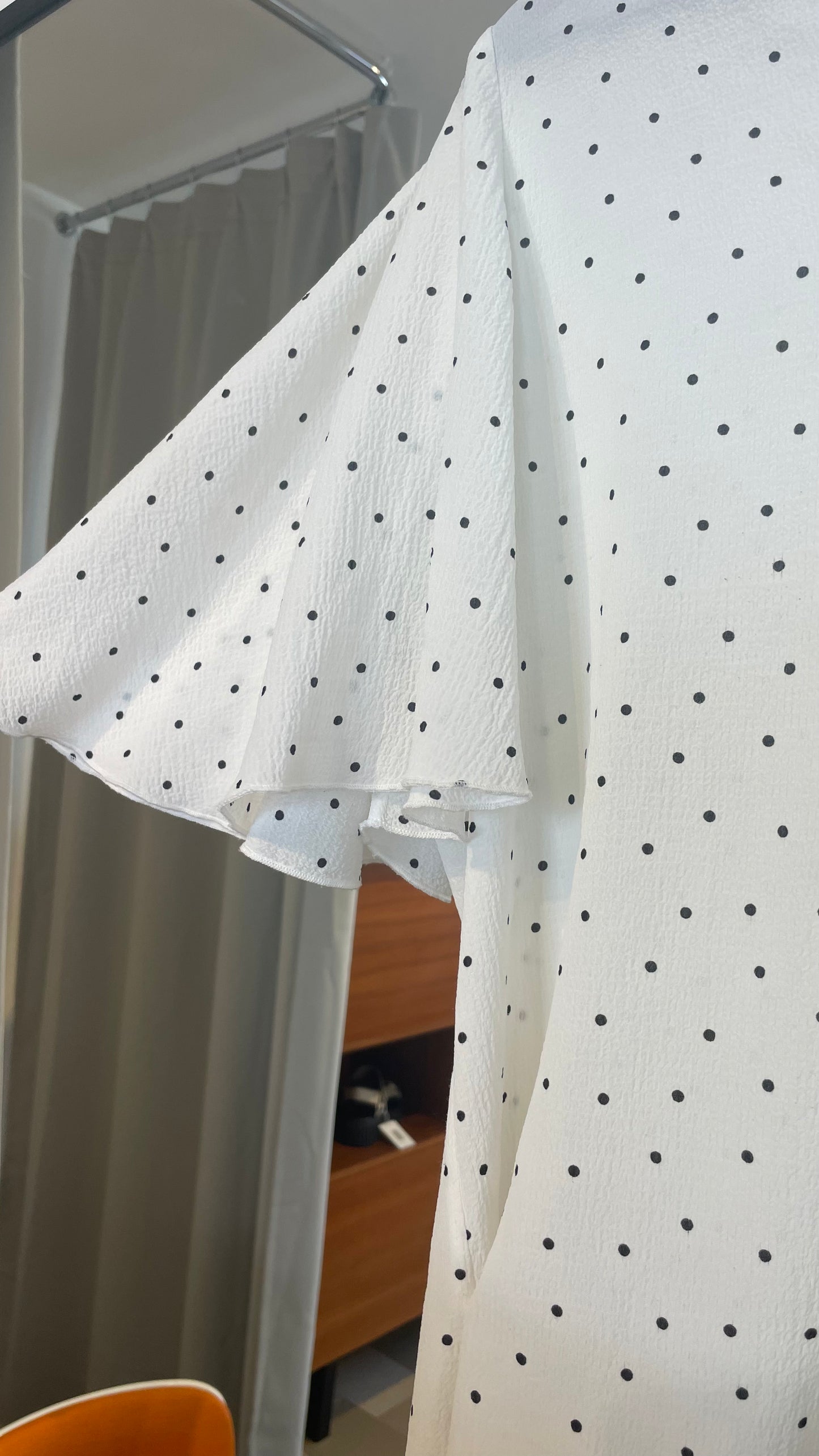 ESSENTIAL ANTWERP Blusenshirt mit Punkten / L
