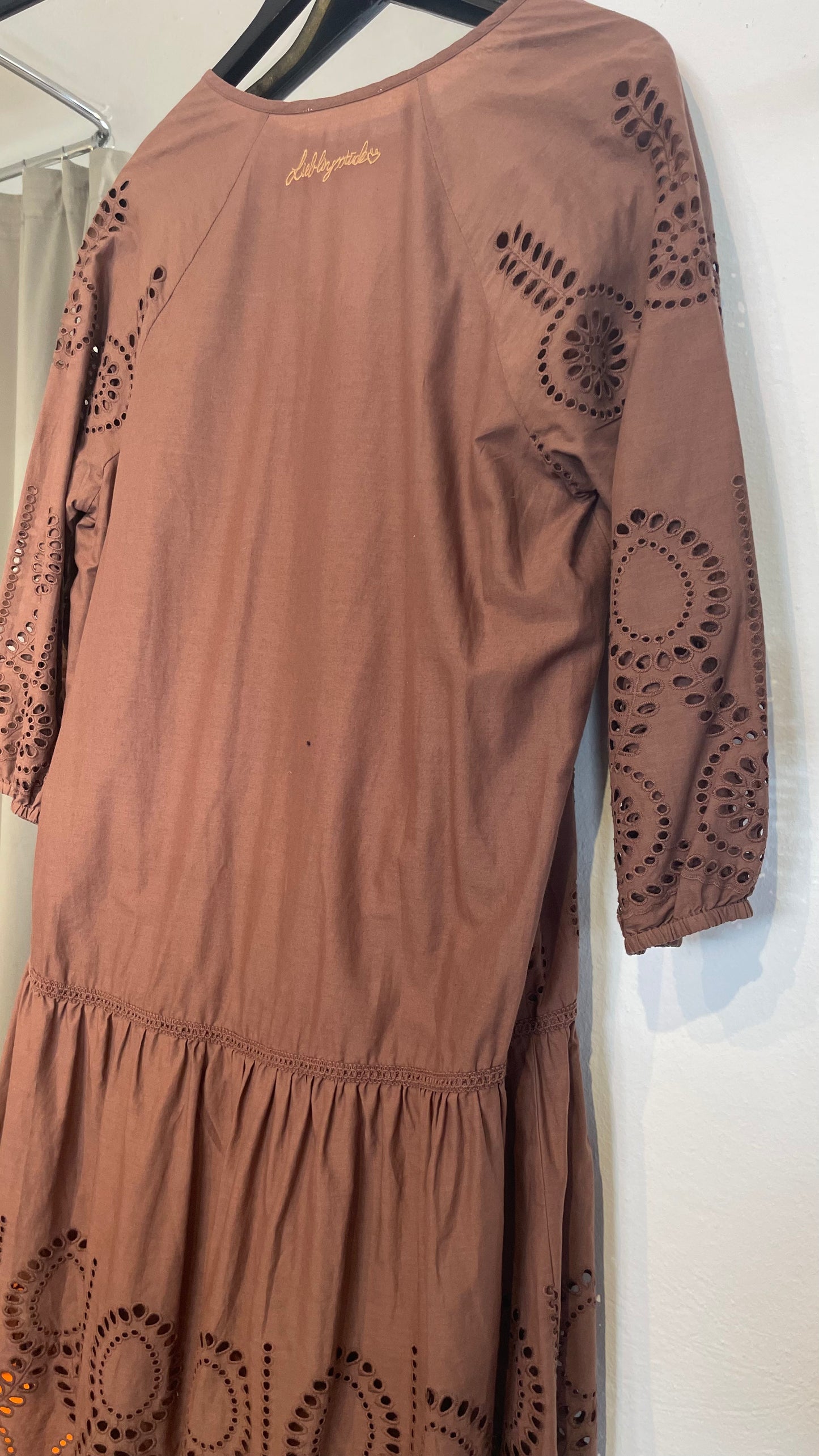 LIEBLINGSTÜCK Midikleid braun / S