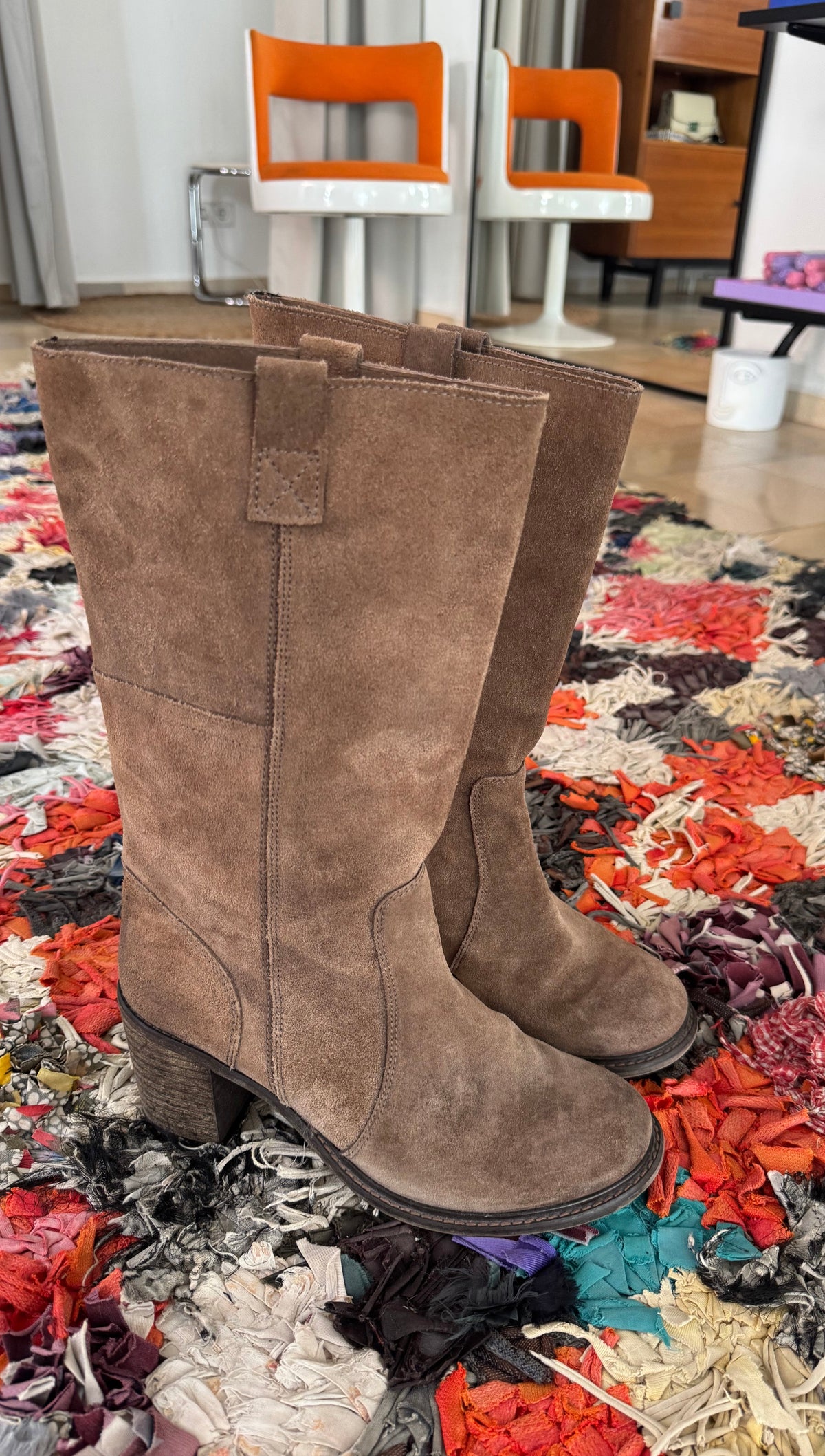 SYSTEM ACTION Boots/  40