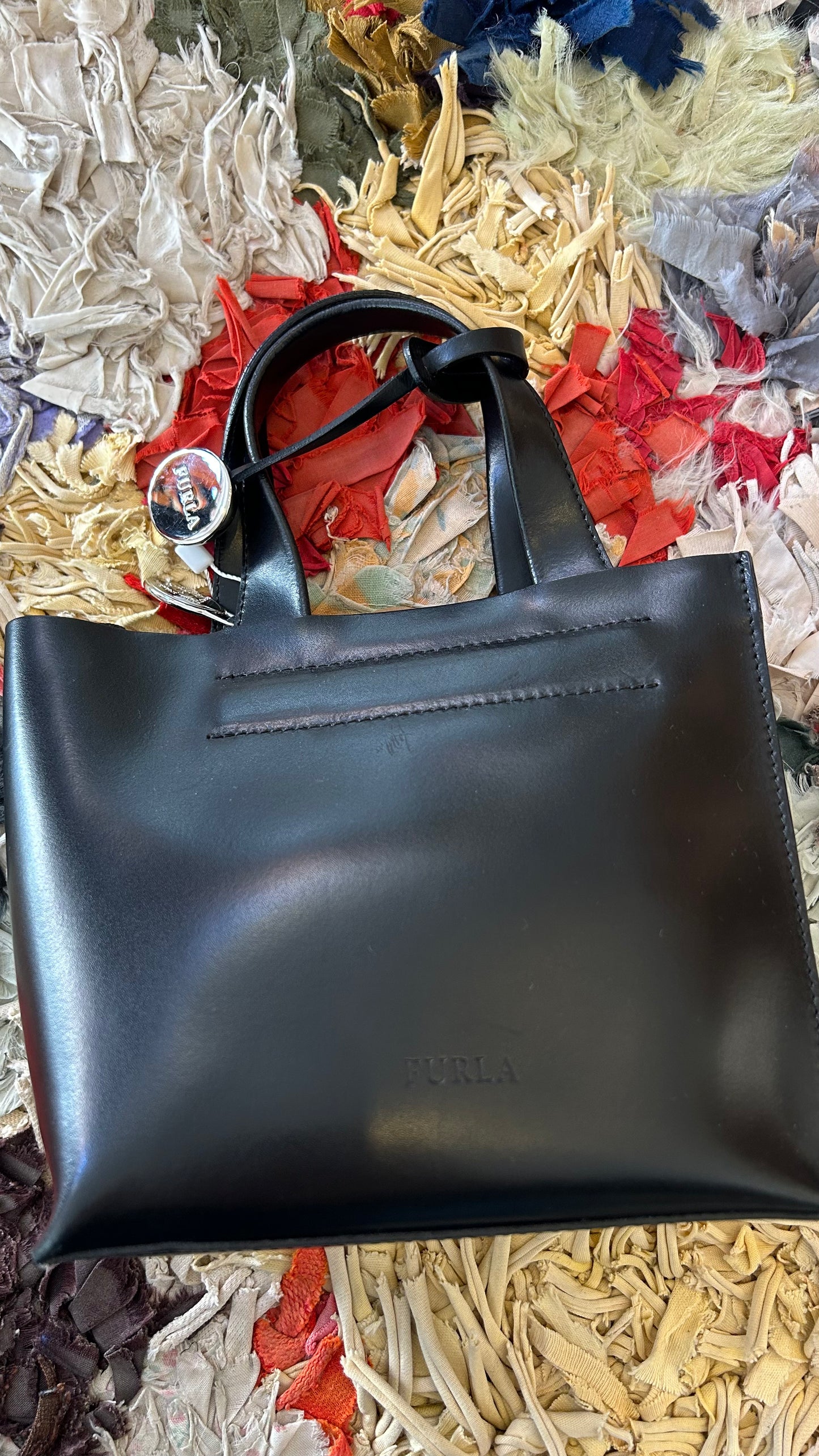 FURLA Minibag schwarz