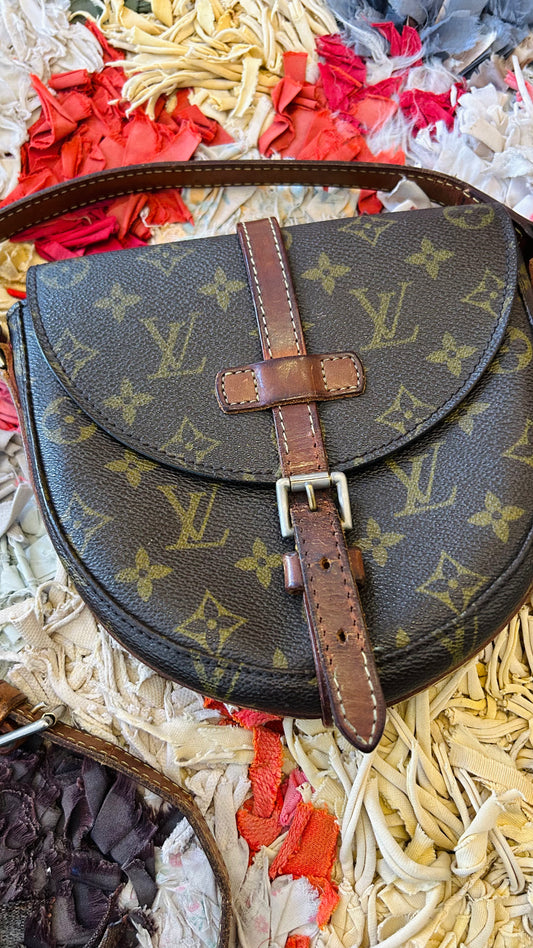 LOUIS VUITTON Vintage Crossbody Bag Monogram Canvas braun