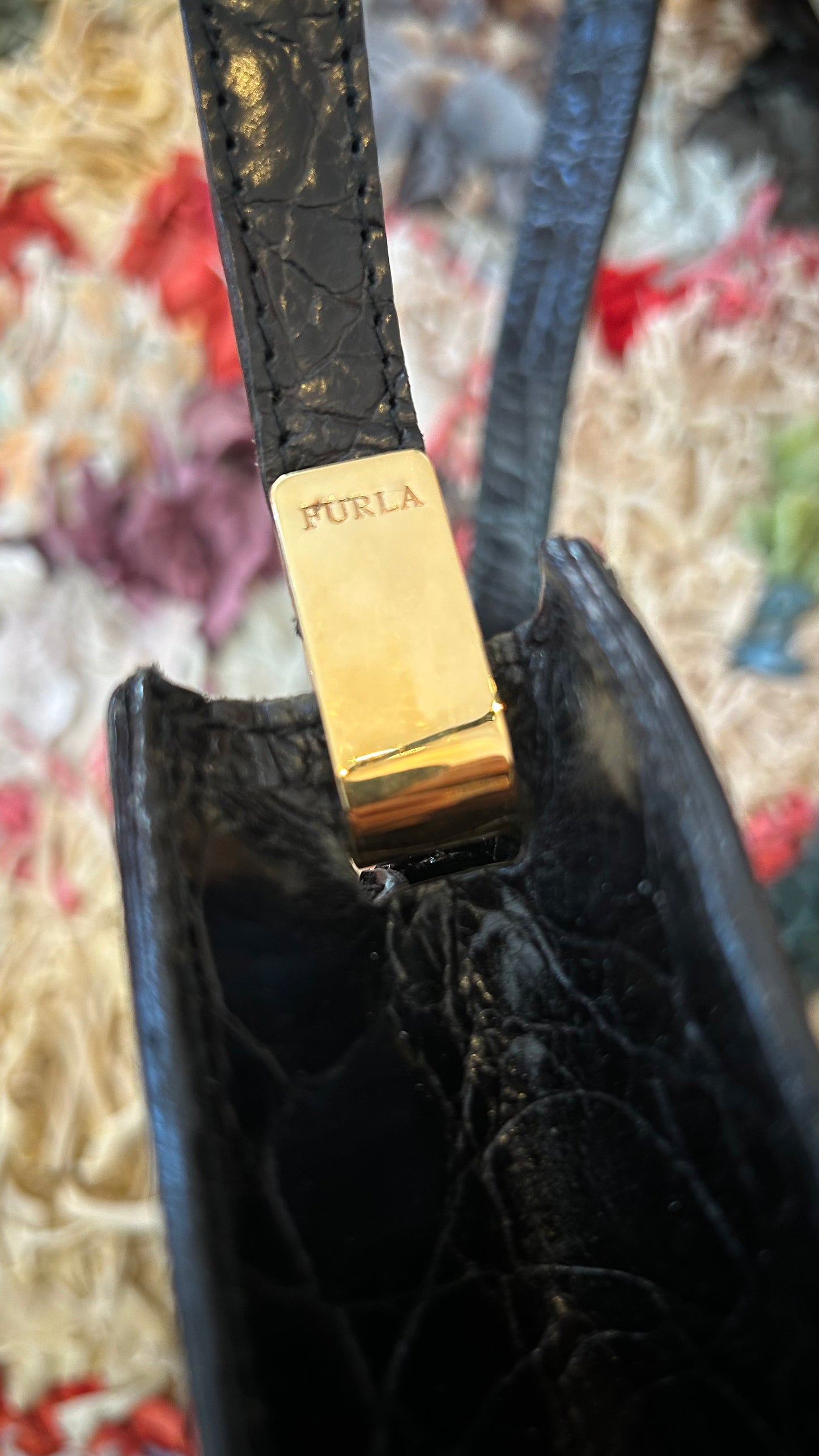 FURLA Vintage Handtasche schwarz Kroko