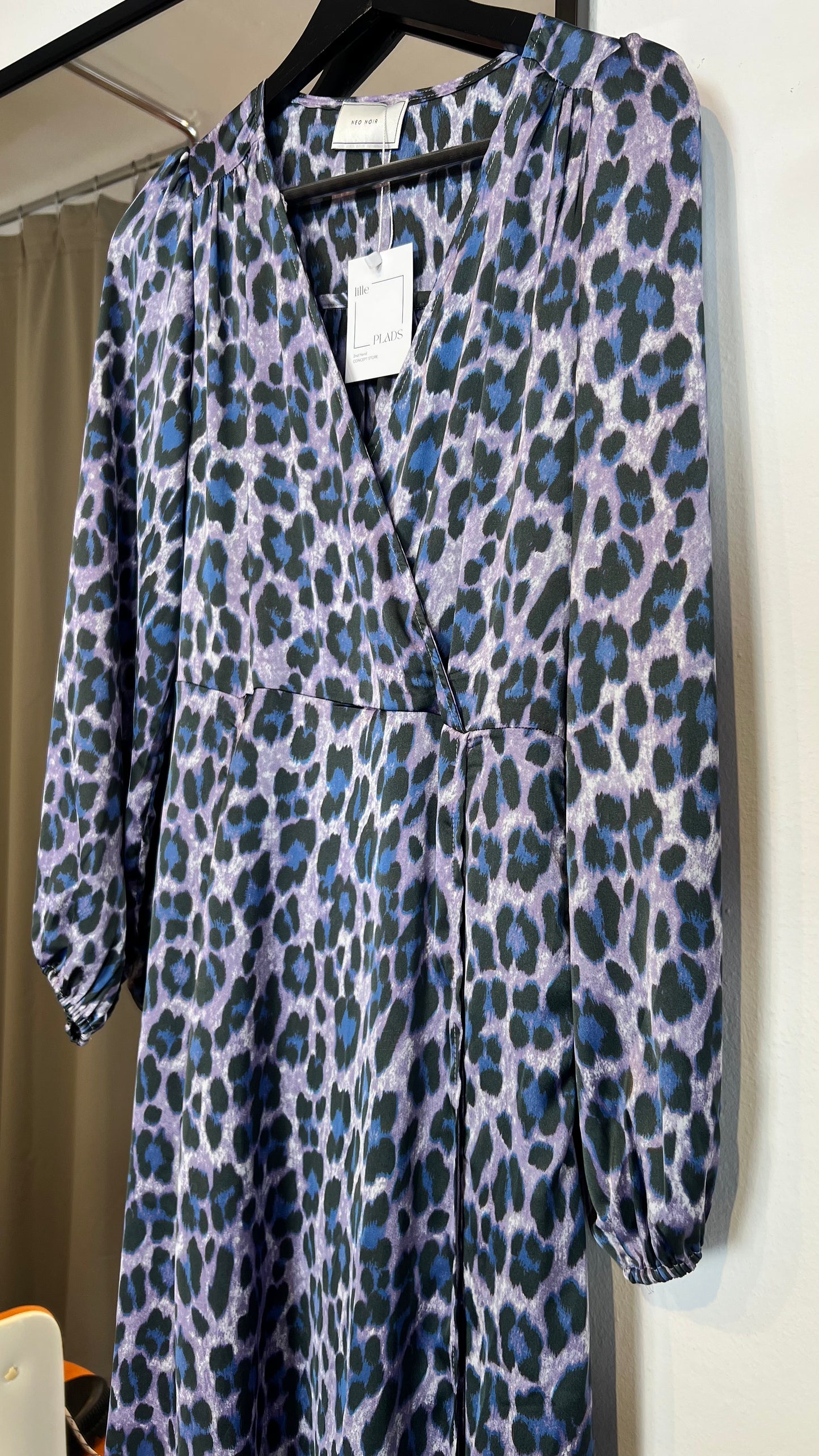 NEO NOIR Midi Kleid lila leo
