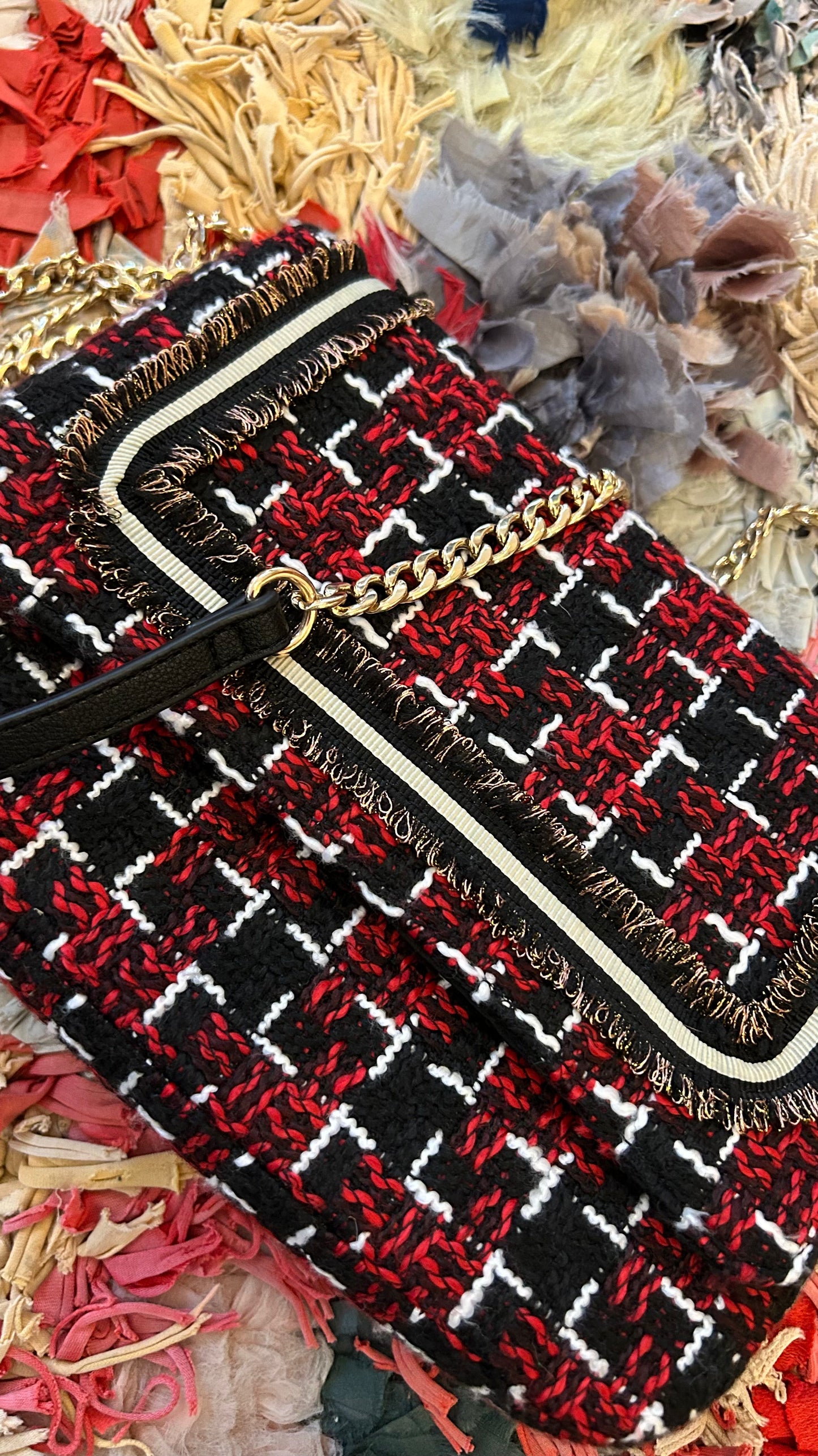 BECK SÖNDERGAARD Schultertasche schwarz/rot