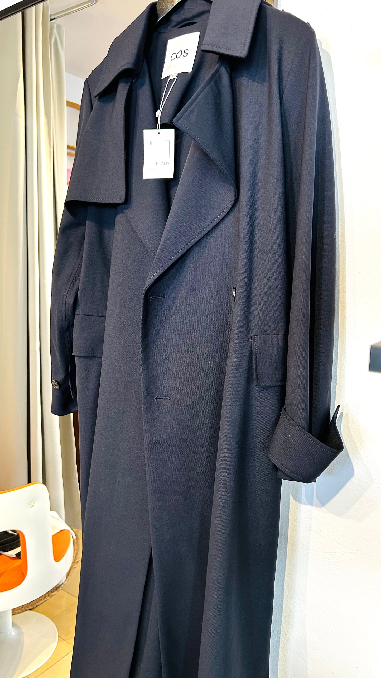 COS Trenchcoat dk.blau / 38