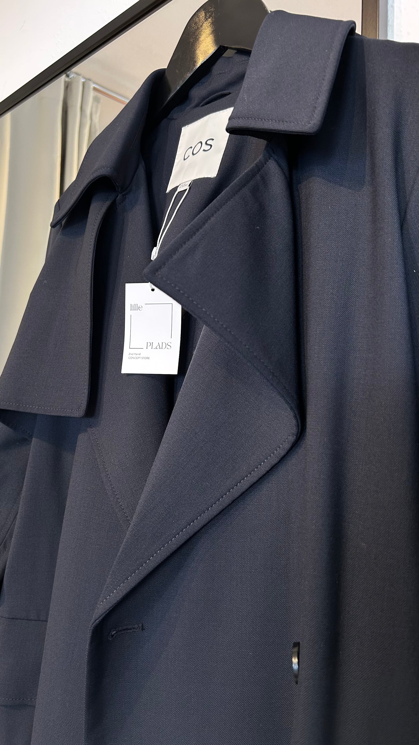 COS Trenchcoat dk.blau / 38