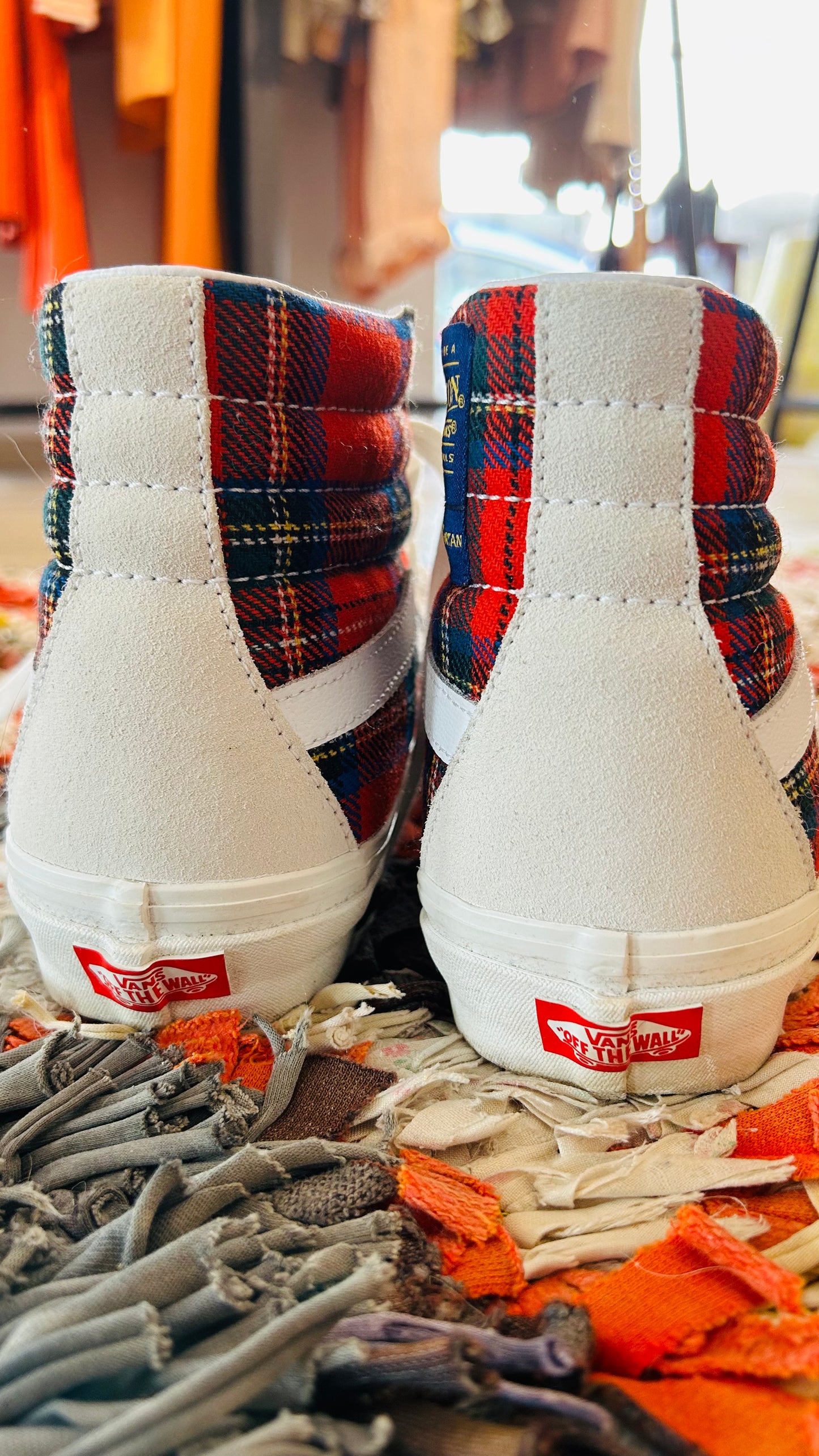 VANS rot/schwarz Pendleton 40