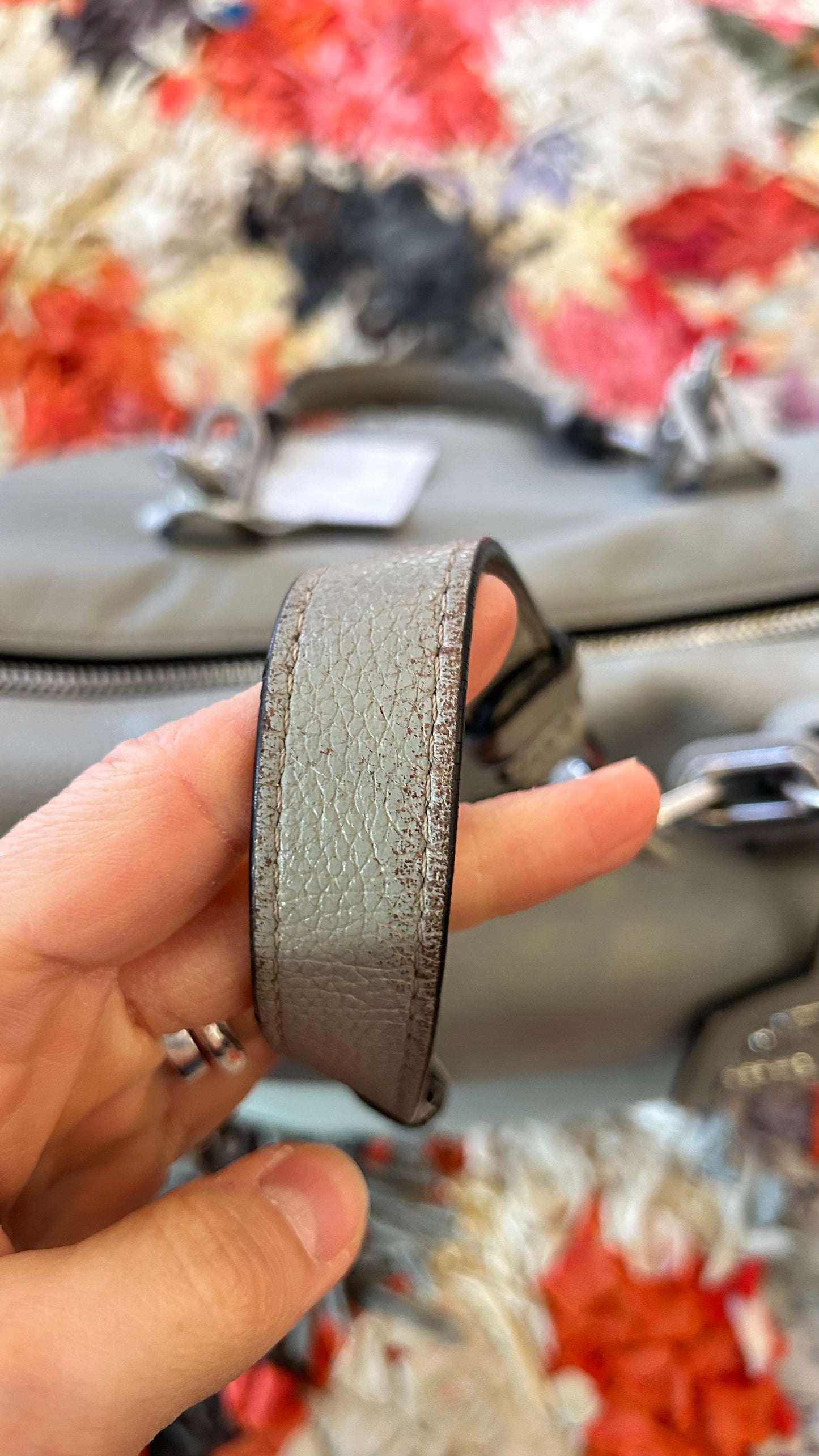 KARL LAGERFELD Tasche grau