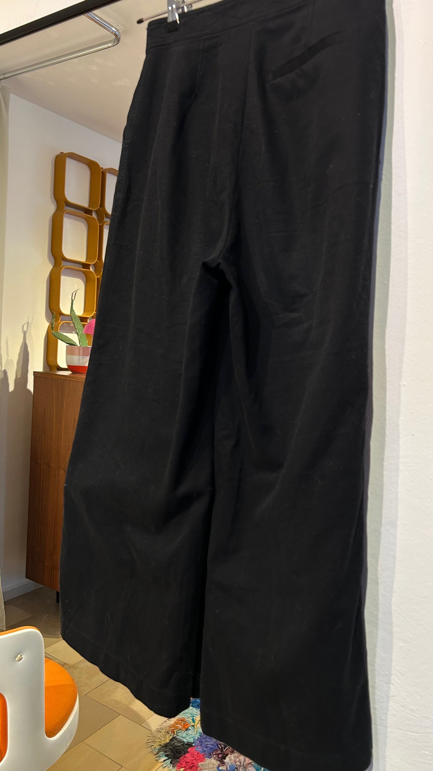 MASSIMO DUTTI Hose blk / 38