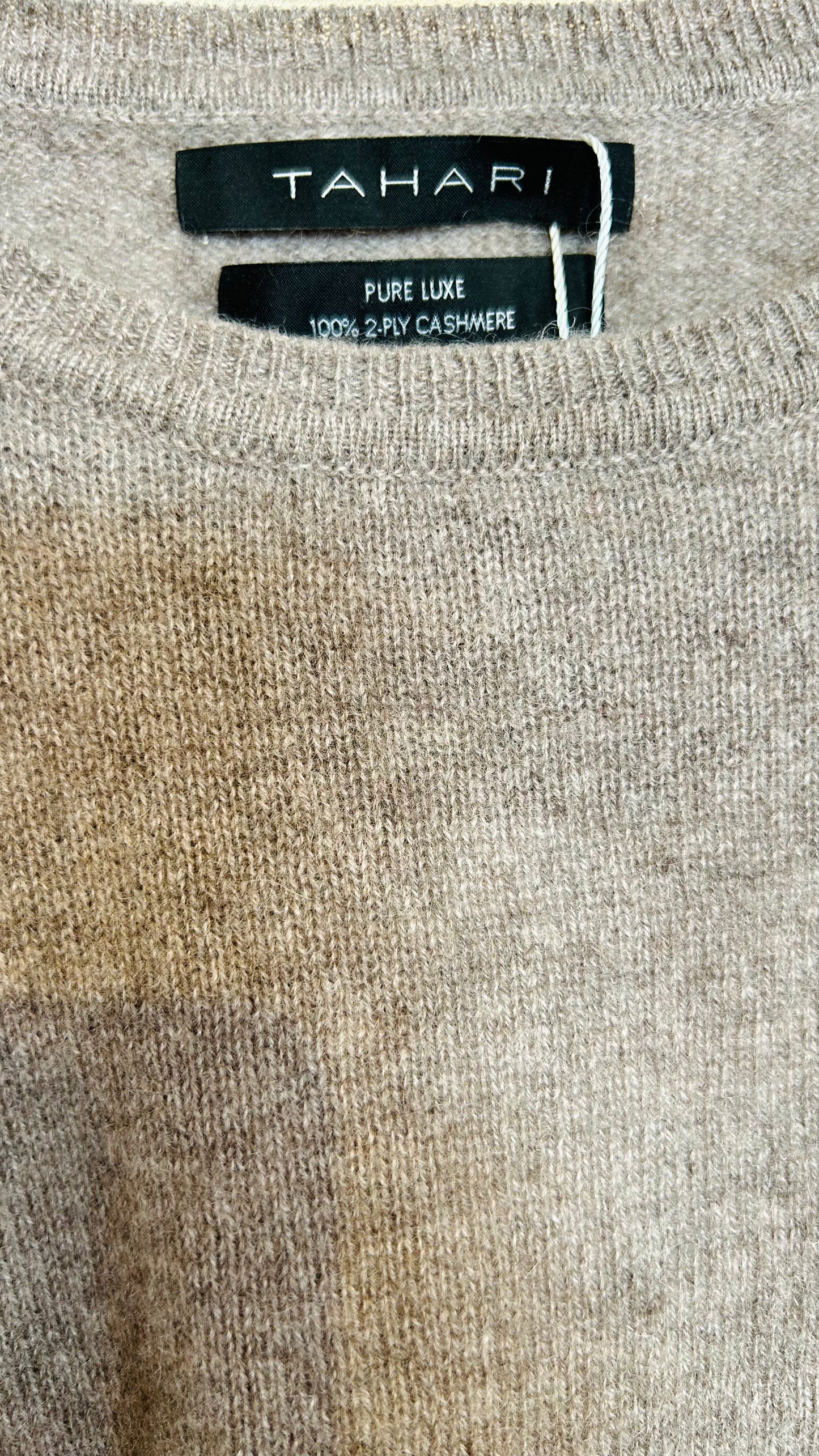 TAHARI Pullover
