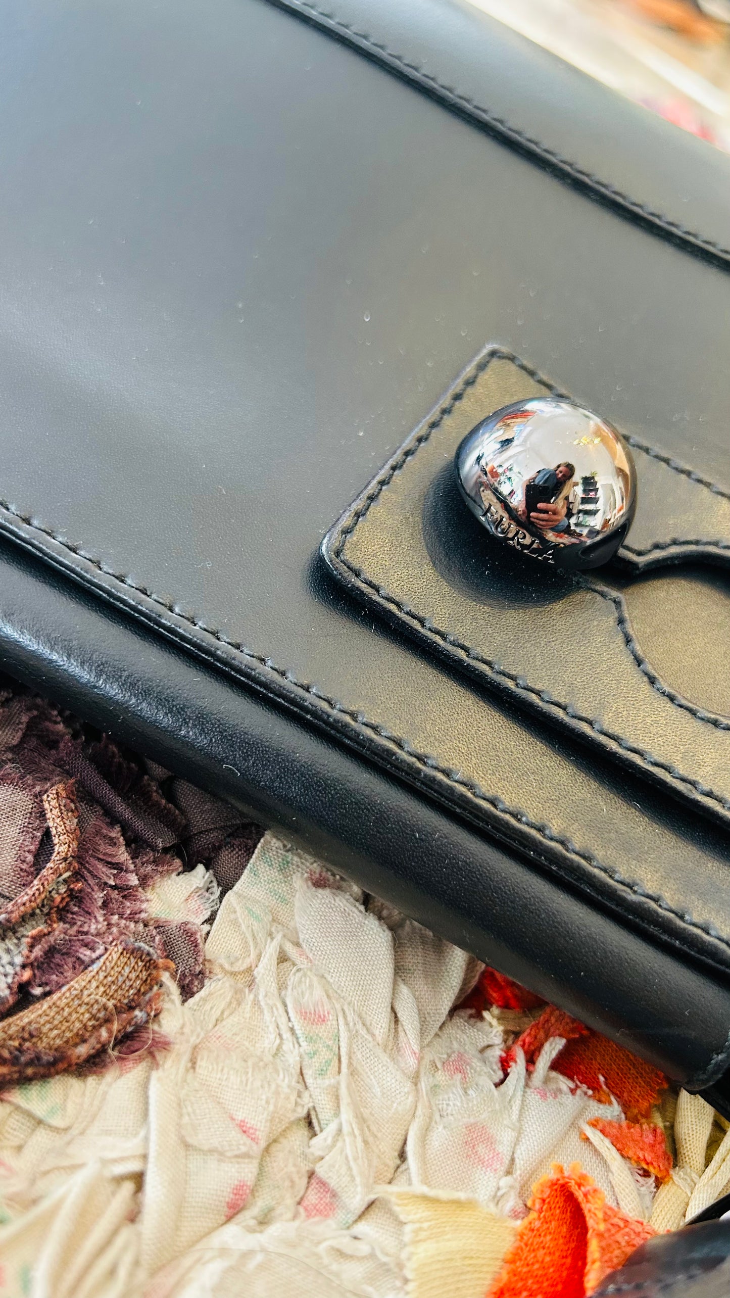 FURLA Vintage Schultertasche schwarz