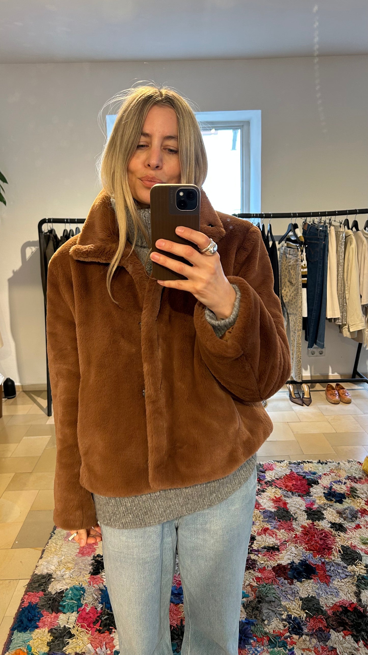 MADELEINE Jacke Teddyfell rostbraun / 42