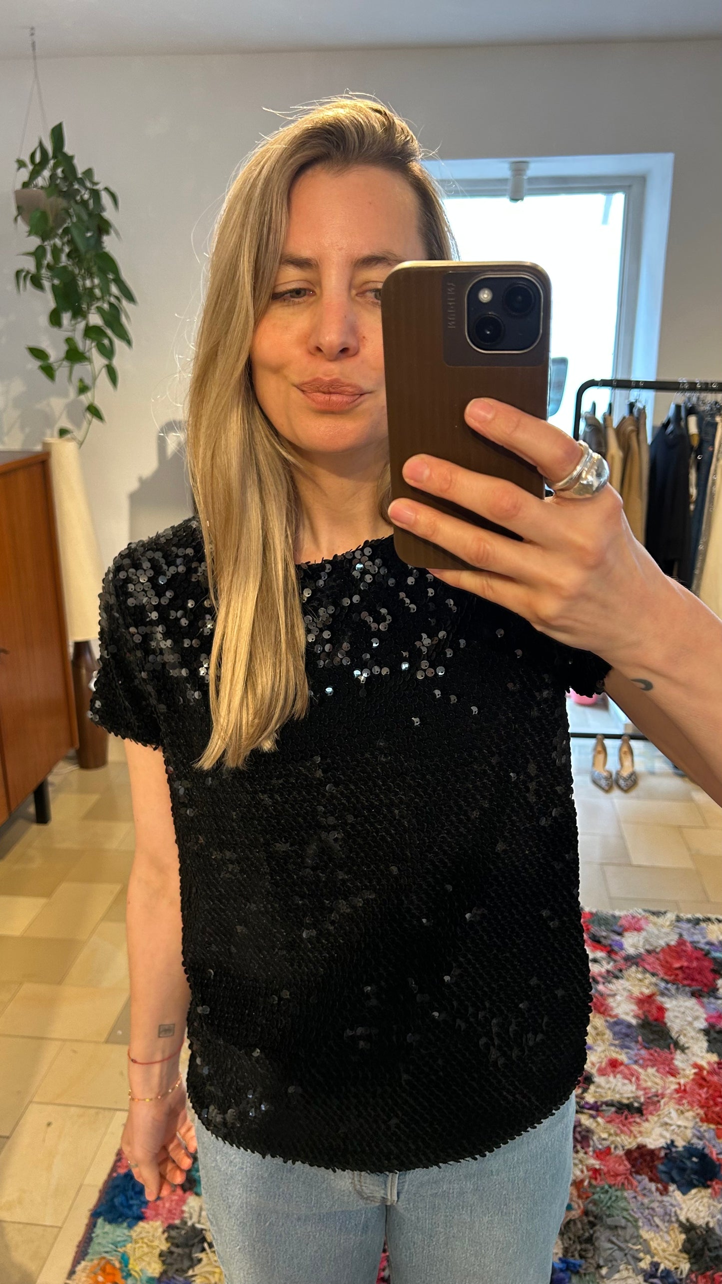 KIMMICH TRIKOT Samt-Paillettenshirt blk / S