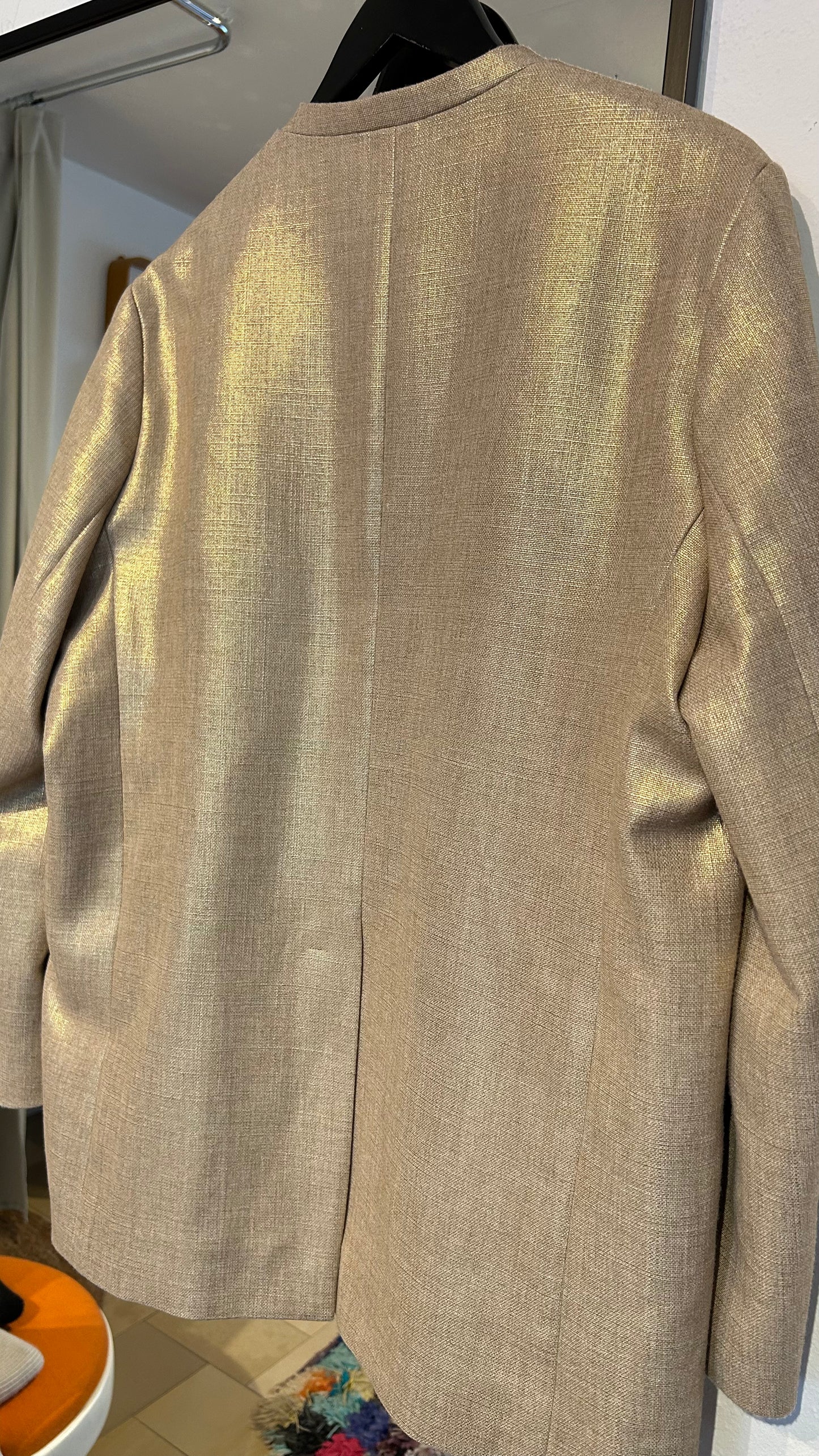 COS Kragenloser Blazer gold / 44