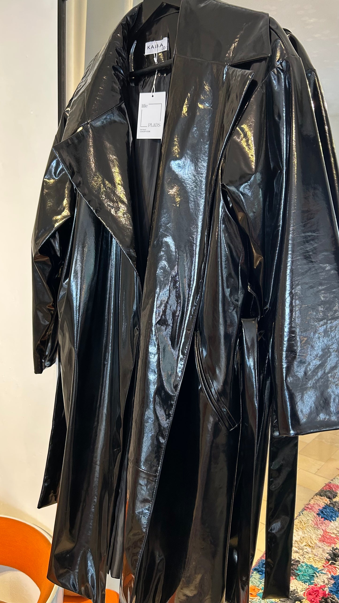 KABA Regenmantel Lack schwarz