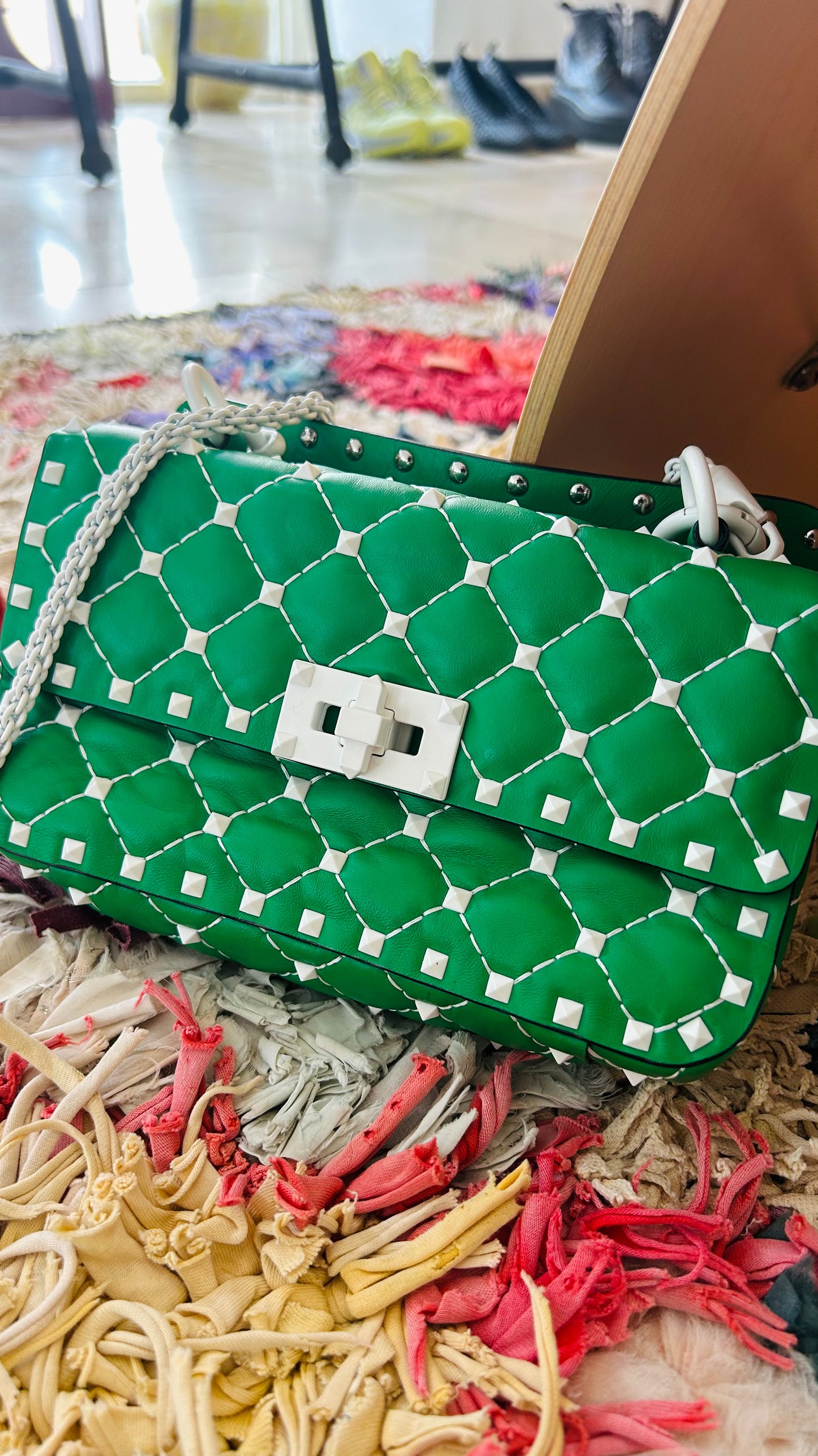 VALENTINO Handtasche grün Mini