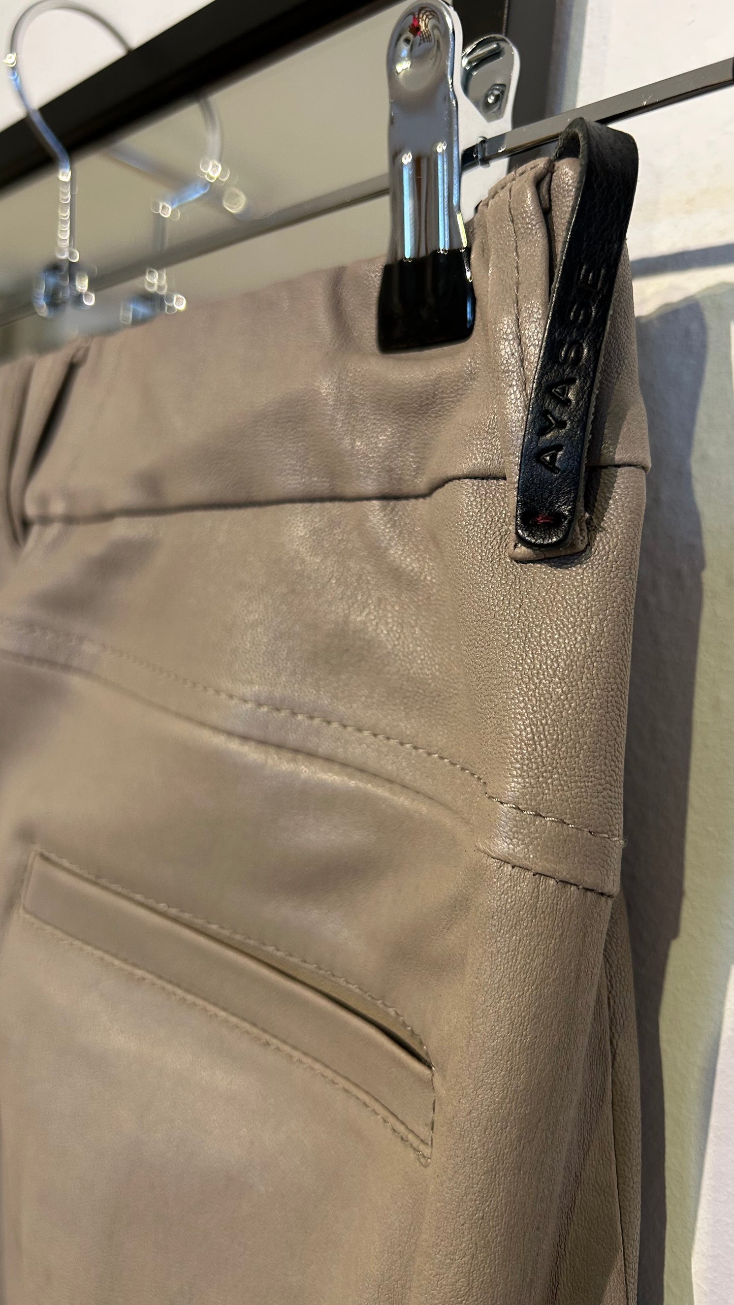 AYASSE Lederhose beige / 38