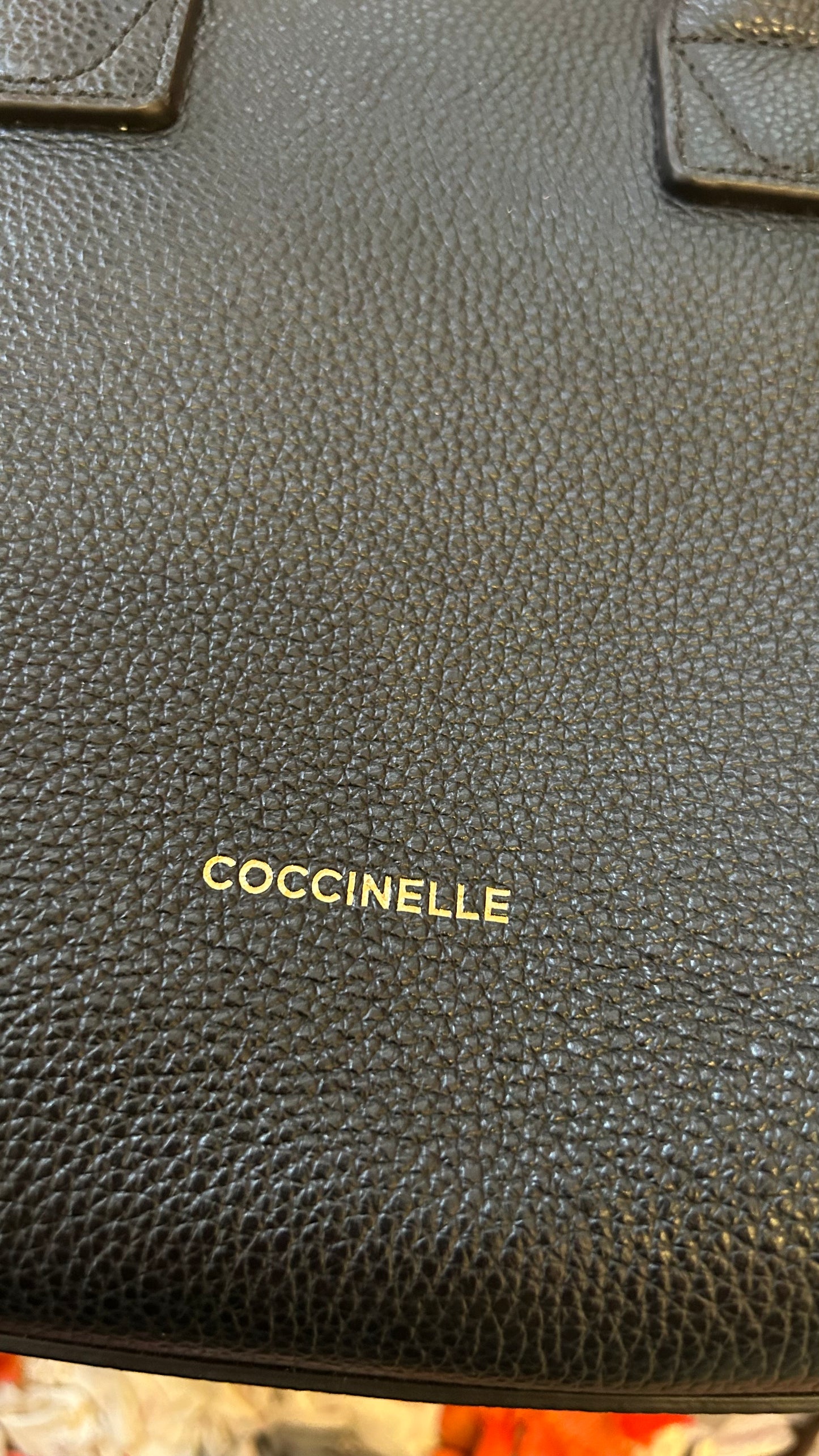 COCCINELLE Handtasche schwarz
