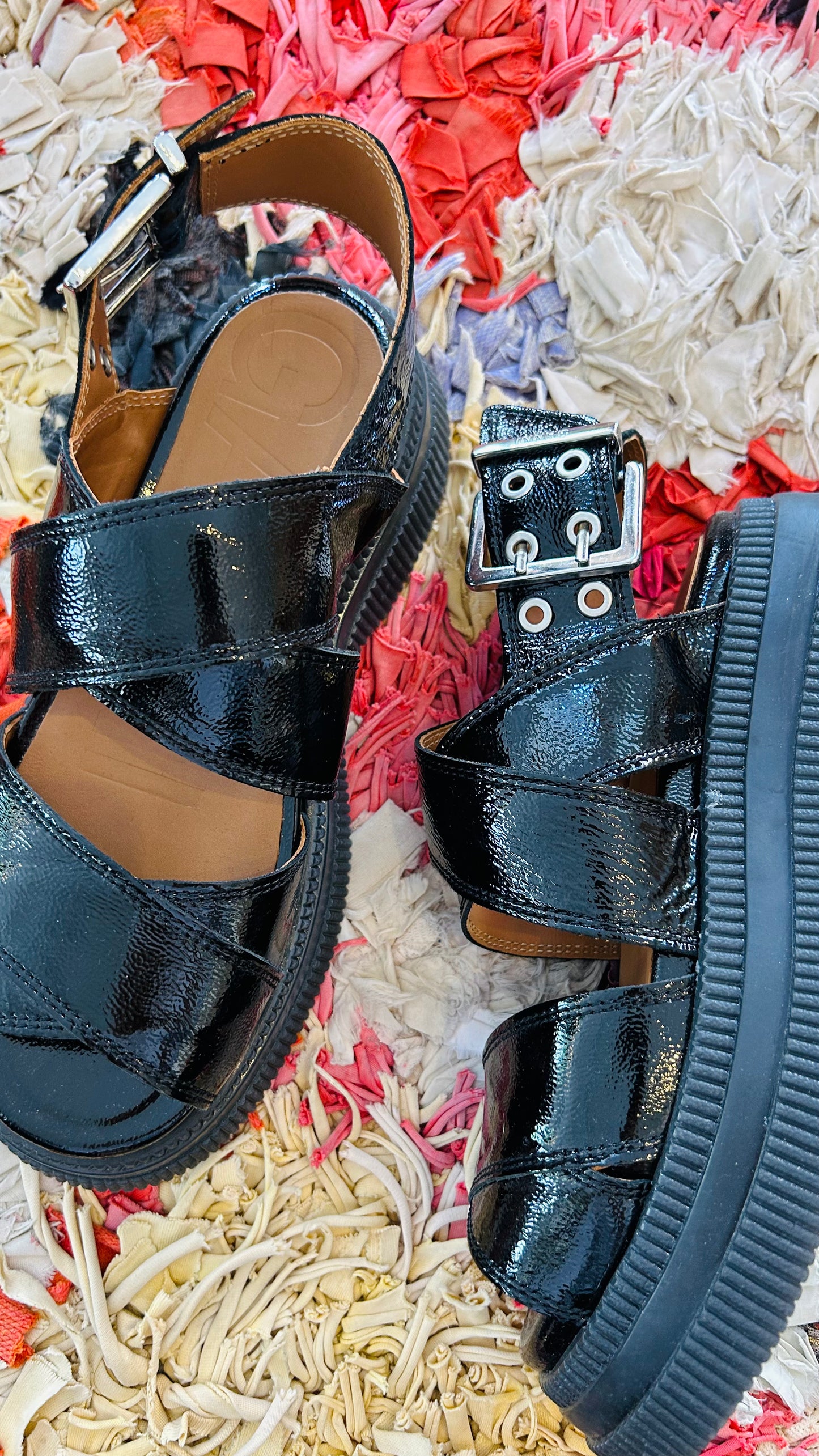 GANNI Sandalen schwarz