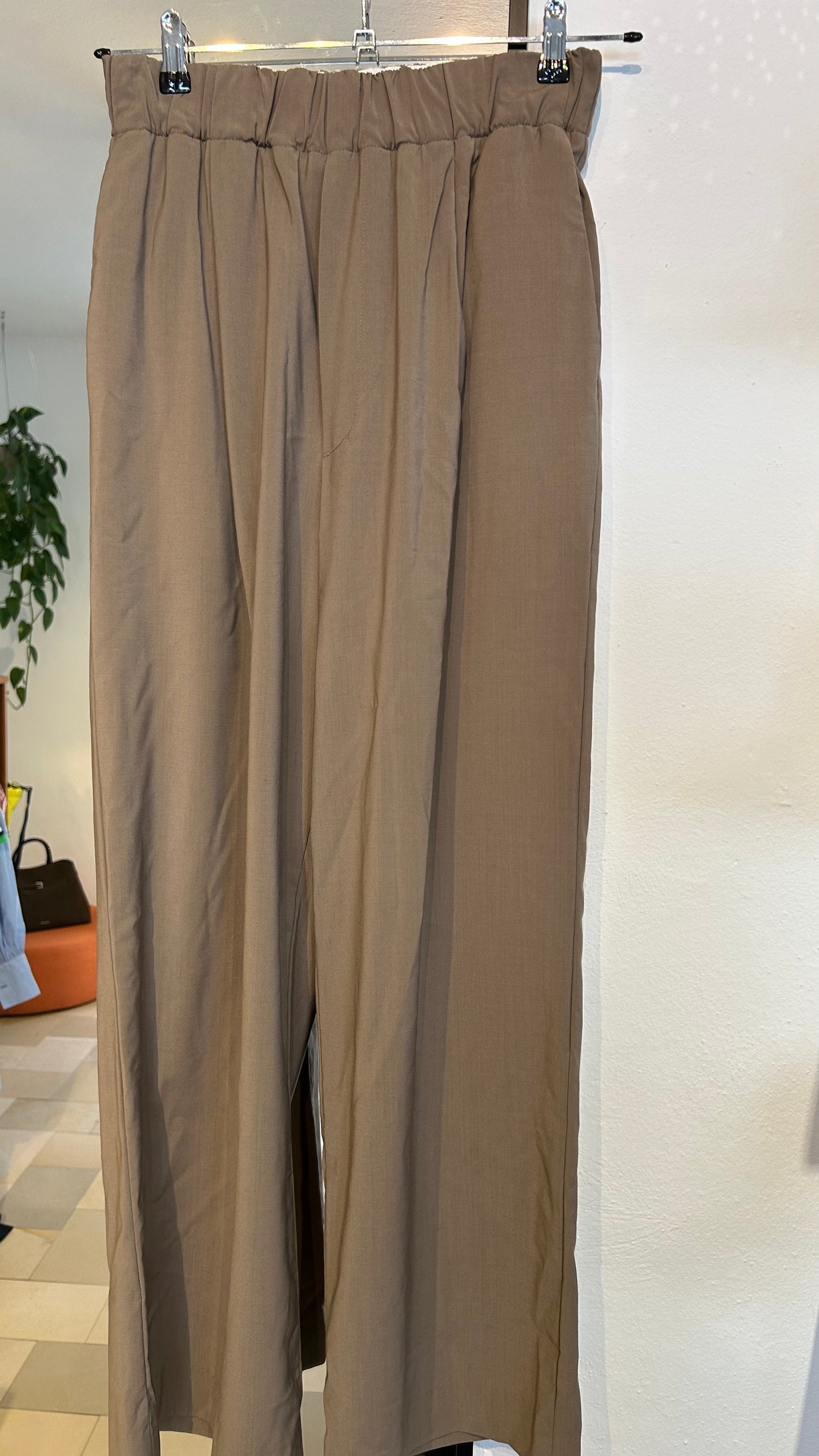 NINE IN THE MORNING Wideleg Hose braun / 28