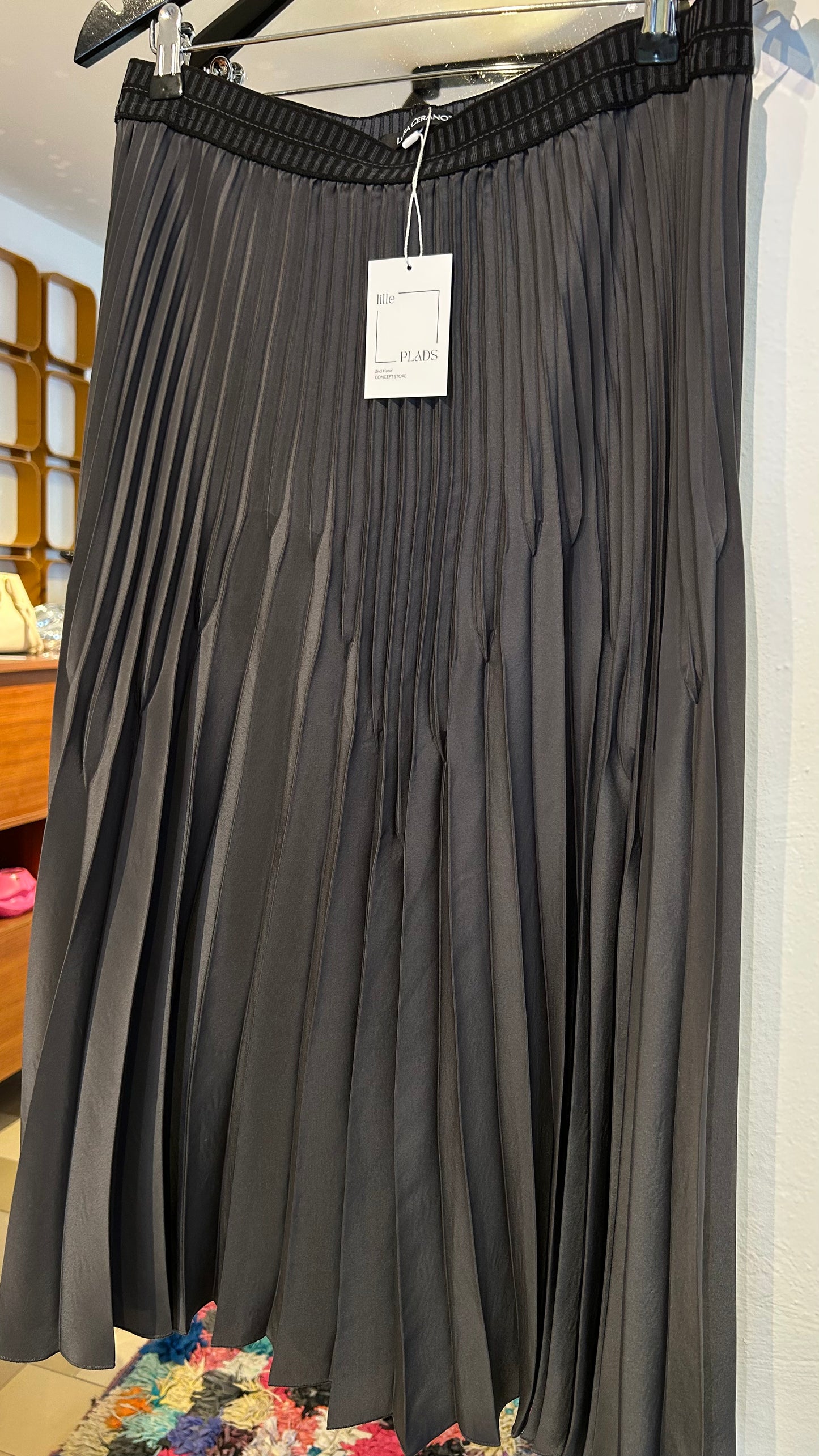 LUISA CERANO Plisseerock Midi grau / 42