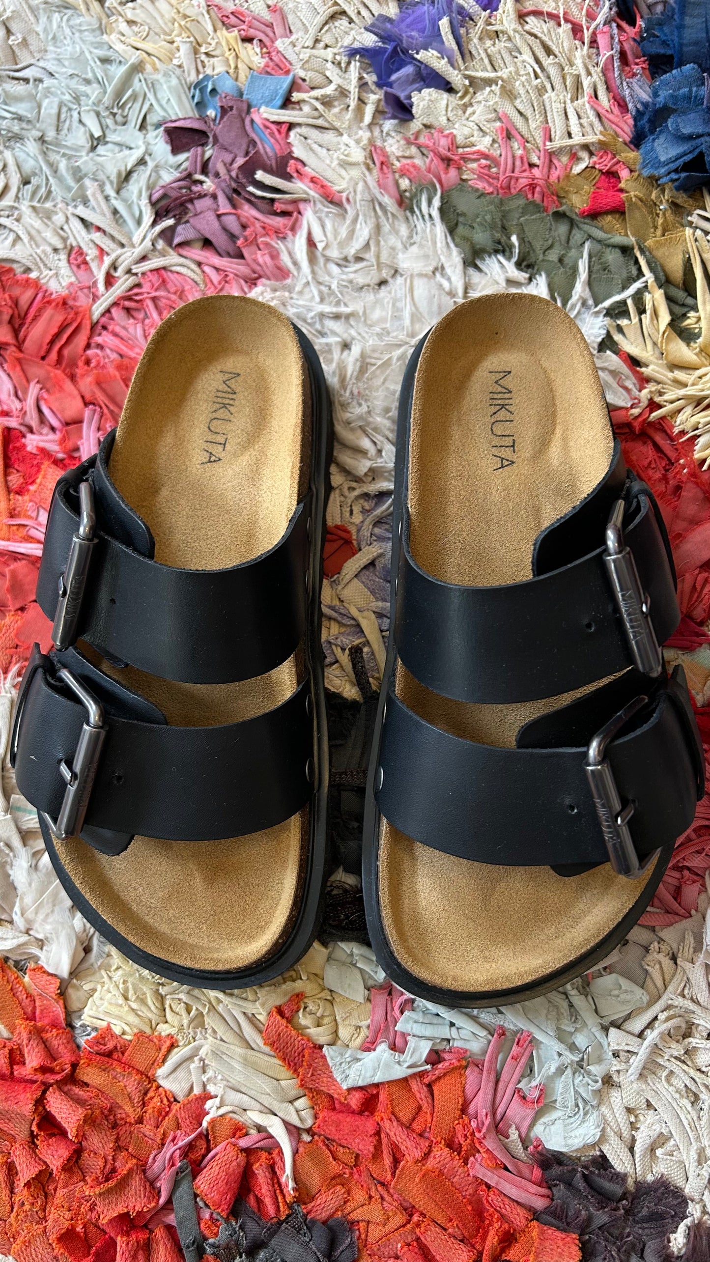 MIKUTA Sandalen / 38