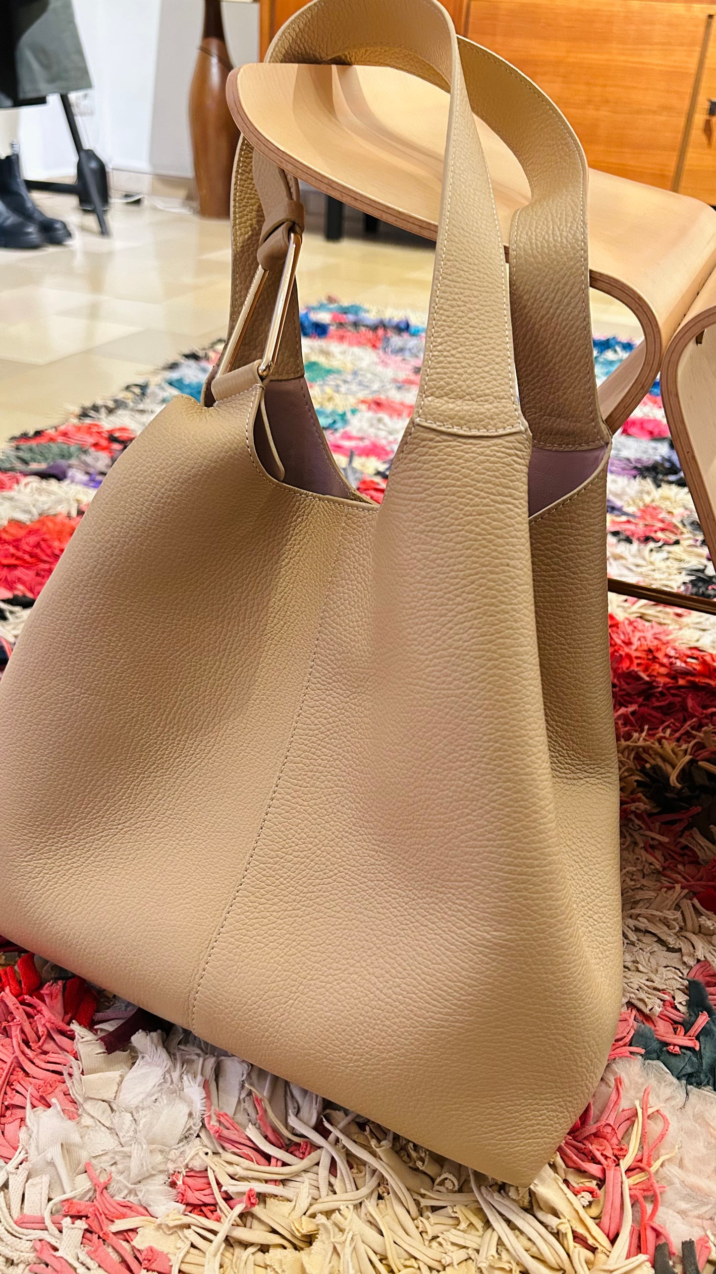 COCCINELLE Handtasche beige