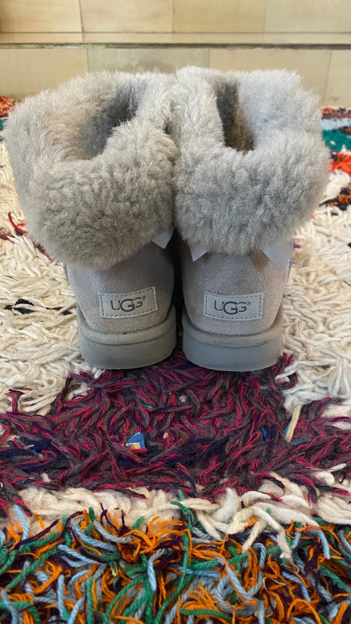 UGG Boots grau Bow/ 38 - lille.PLADS