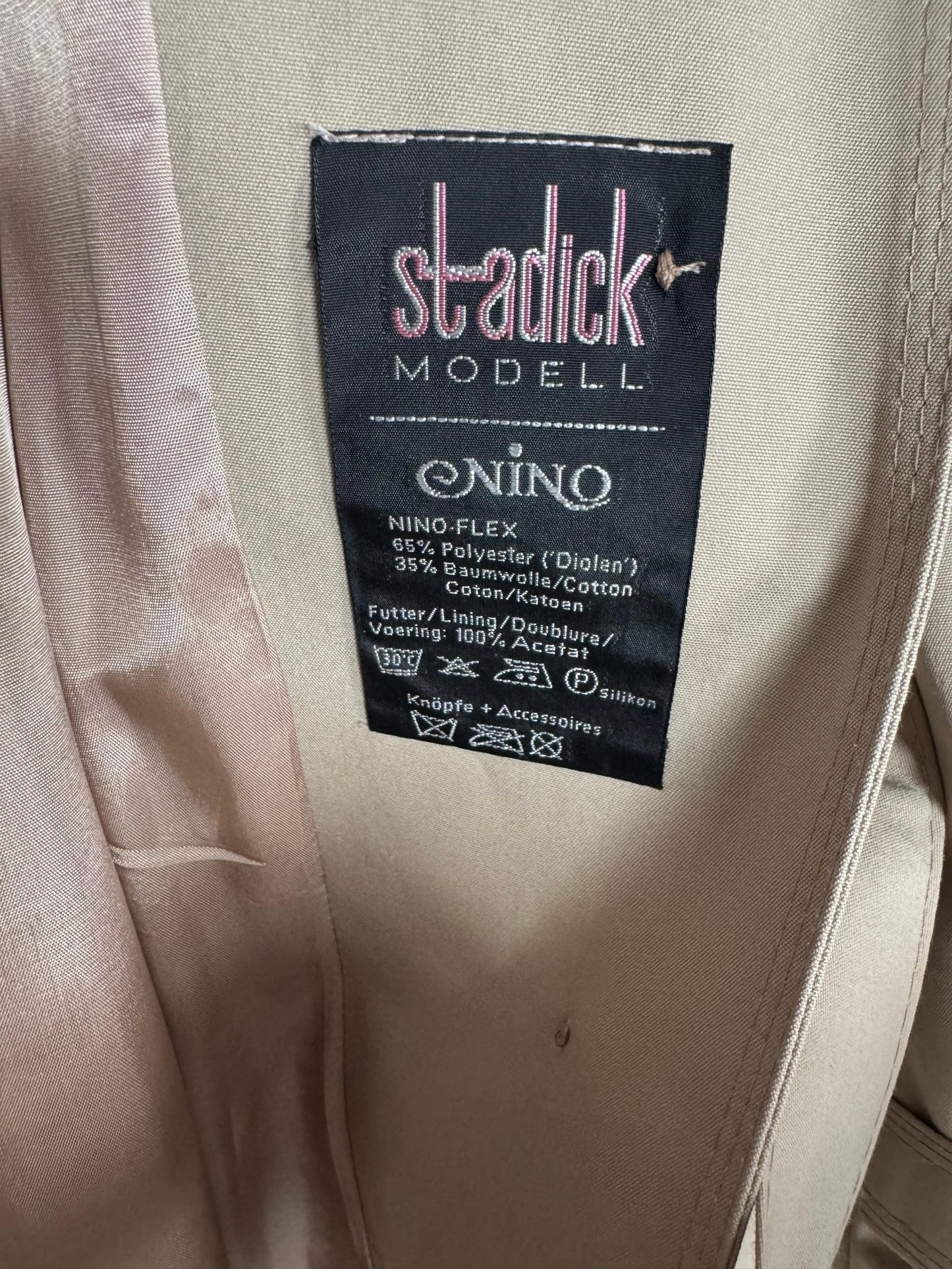 Vintage Trenchcoat beige/ S - M - lille.PLADS eGbR